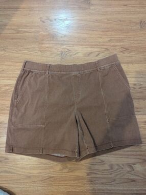 Land's End Classic Women's Brown Utility Shorts